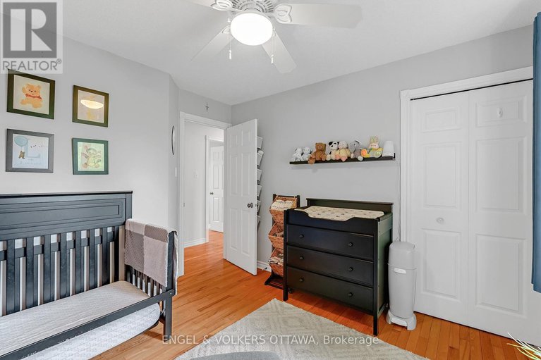 28419109/6978-aldergrove-way/greely/ottawa/ontario/K4P1A3_24