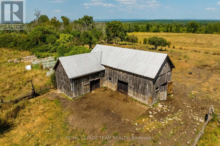 28723611/2106-dunrobin-road/kanata-north-east/ottawa/ontario/K0A1T0_38