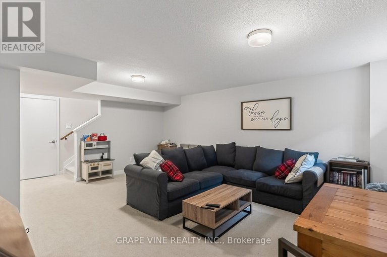 29145607/2005-postilion-street/btwn-franktown-rd-fallowfield-rd/ottawa/ontario/K0A2Z0_31