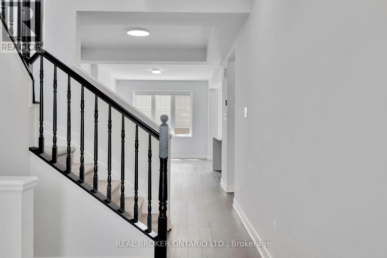 28620609/2123-winsome-terrace/fallingbrookgardenway-south/ottawa/ontario/K4A3P6_15