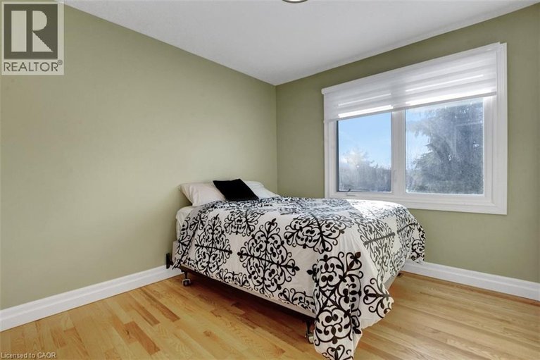 29633441/31-bellfield-street/ottawa/ontario/K2B6K7_24