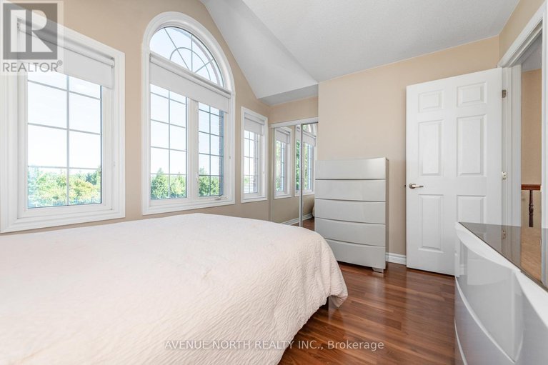 28767576/3560-cambrian-road/half-moon-bay/ottawa/ontario/K2J0T6_23
