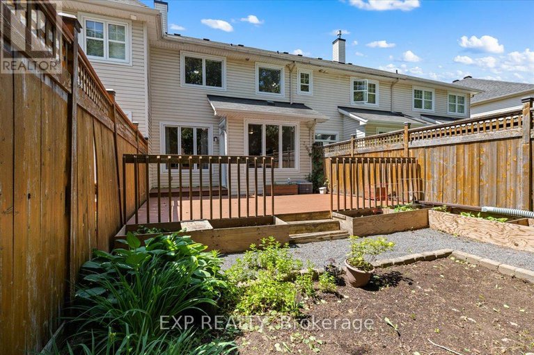 28513335/264-bradwell-way/blossom-parkkemp-parkfindlay-creek/ottawa/ontario/K1T4J2_41
