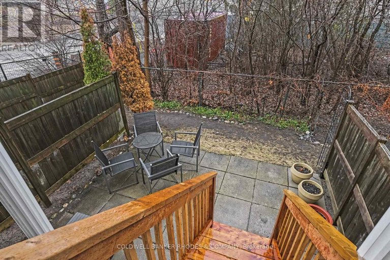 29606352/60-mayflower-private/woodroffe/ottawa/ontario/K2B0A2_28