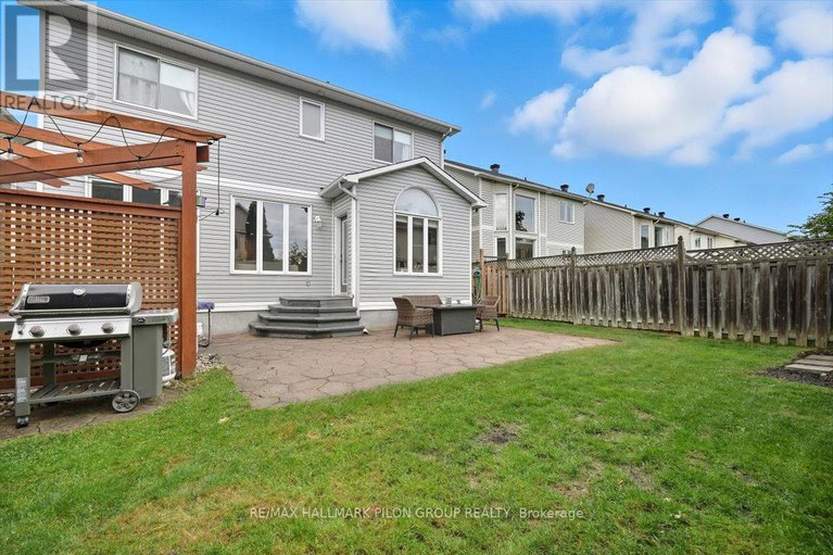 28971339/4434-rainforest-drive/riverside-southgloucester-glen/ottawa/ontario/K1V1L6_27