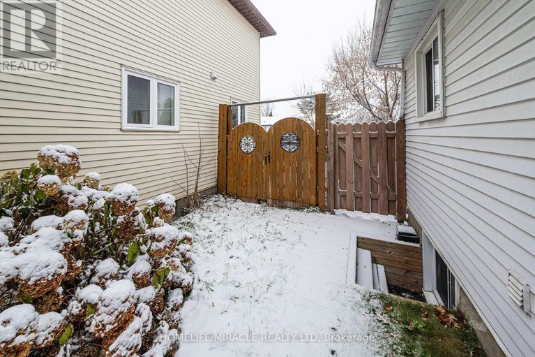 29126628/1799-bromont-way/chateauneuf/ottawa/ontario/K1C5H9_39