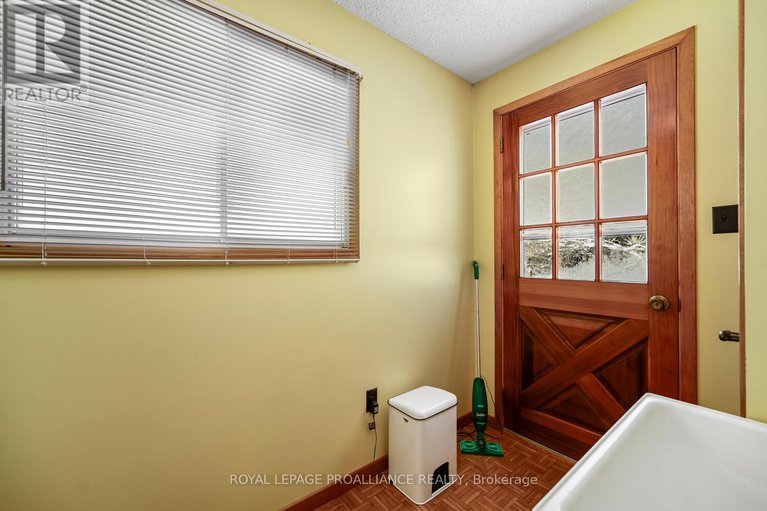 29265247/6324-cty-rd-15-road/augusta-twp/augusta/ontario/K6V5T2_14