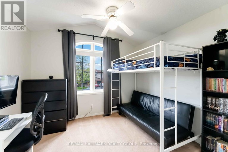 28384628/1532-duplante-avenue/fallingbrookpineridge/ottawa/ontario/K4A3Z2_23