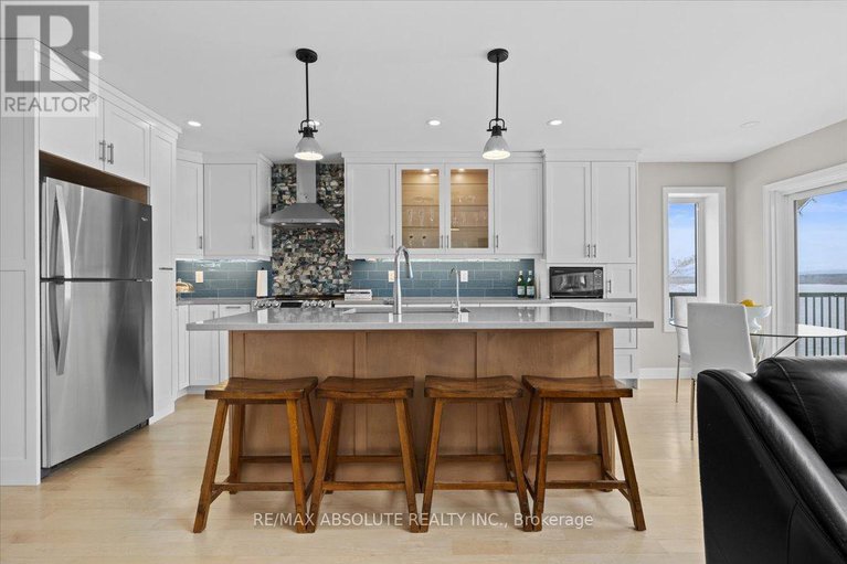 28424464/304-riverwood-drive/woodlawnmaclarens-landingkilmaurs/ottawa/ontario/K0A3M0_17