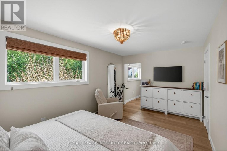 29673886/1145-greyrock-crescent/copeland-park/ottawa/ontario/K2C2A3_29