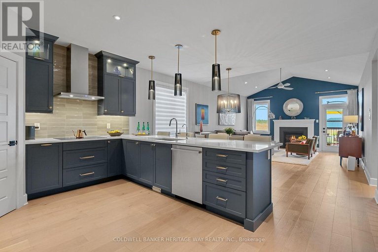 29456142/133-johanna-street/almonte/mississippi-mills/ontario/K0A1A0_6