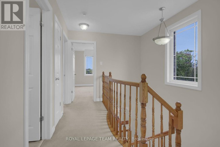 28352724/128a-centrepointe-drive/centrepointe/ottawa/ontario/K2G6B1_32