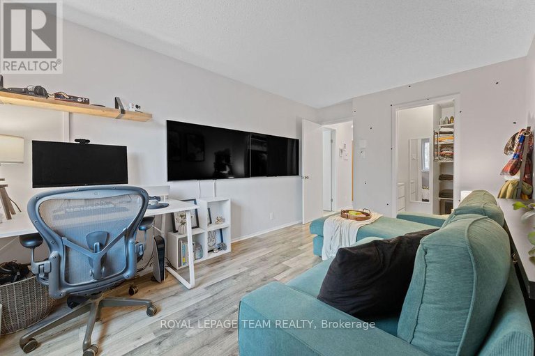 29371239/212-316-savard-avenue/vanier/ottawa/ontario/K1L7S2_33