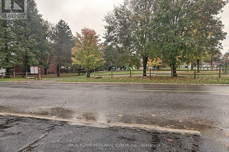 29233808/1-acklam-terrace/morgans-grantsouth-march/ottawa/ontario/K2K2H1_31