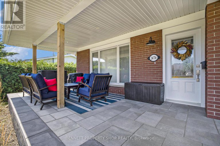 28737781/1476-maxime-street/pineview/ottawa/ontario/K1B3L1_14