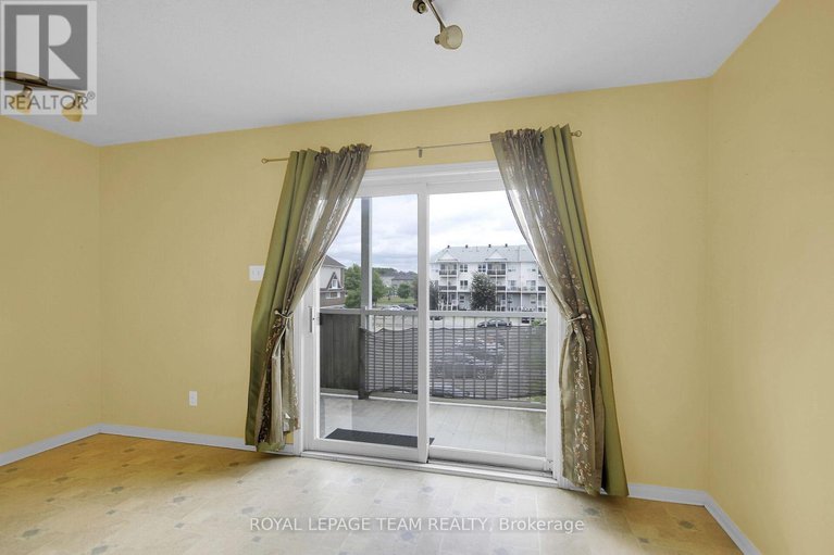 29094065/16-414-hillsboro-private/emerald-meadowstrailwest/ottawa/ontario/K2M3A8_22