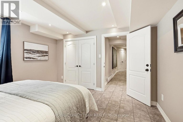 29451261/1196-old-carp-road/morgans-grantsouth-march/ottawa/ontario/K2W0H0_39