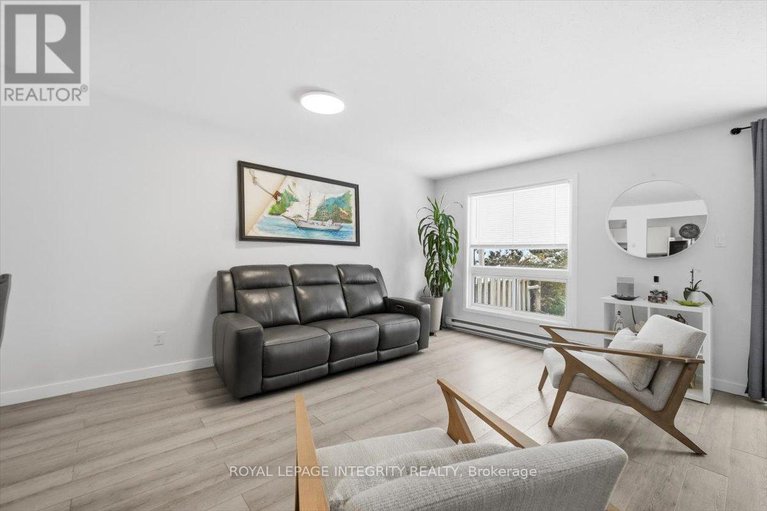 29253851/1985-woods-street/town-of-rockland/clarence-rockland/ontario/K4K1H7_9