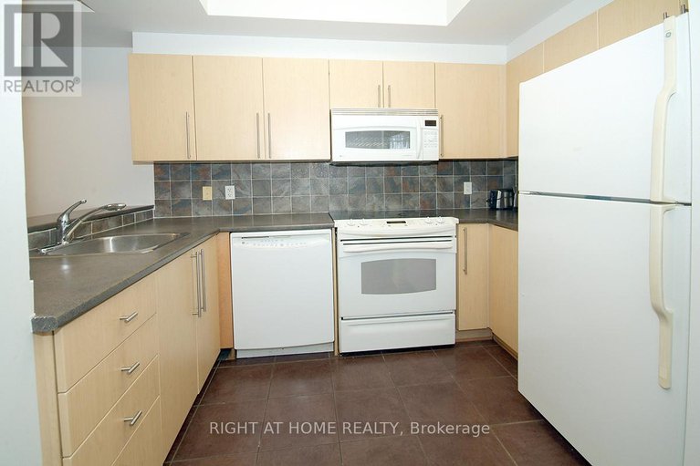 29363672/702-200-rideau-street/sandy-hill/ottawa/ontario/K1N5Y1_9