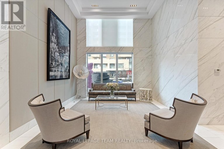 29639805/1506-111-champagne-avenue-s/west-centre-town/ottawa/ontario/K1S5V3_4