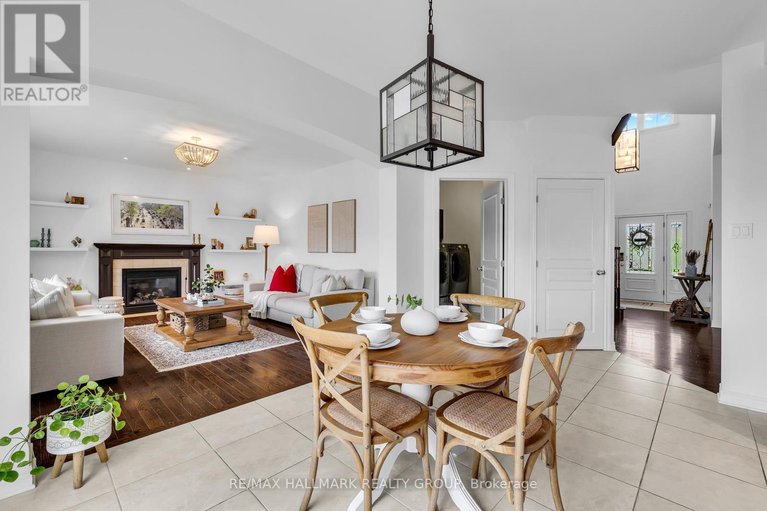 28526274/451-landswood-way/stittsville-south/ottawa/ontario/K2S0A4_17