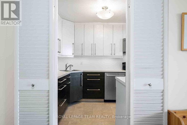 28223881/1603-265-poulin-avenue/britannia/ottawa/ontario/K2B7Y8_18