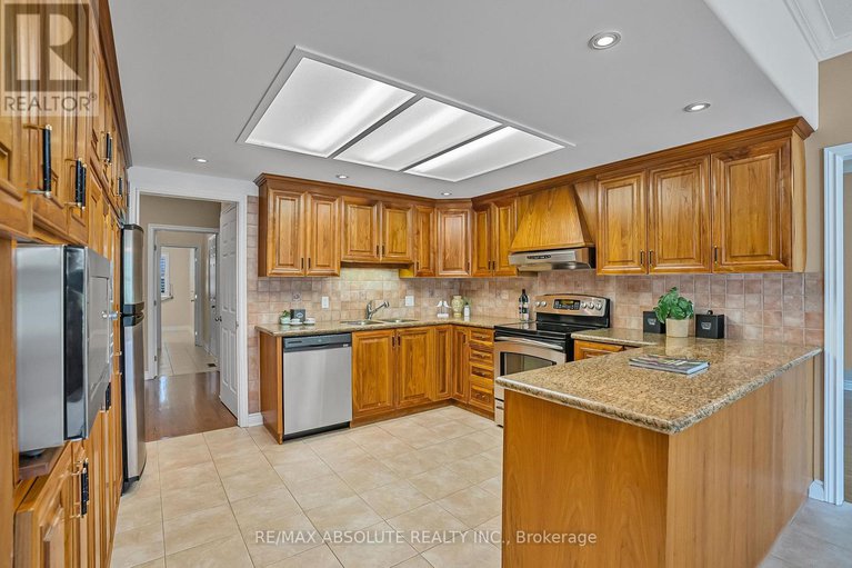 28668574/1513-apeldoorn-avenue/carleton-heights/ottawa/ontario/K2C1V2_15