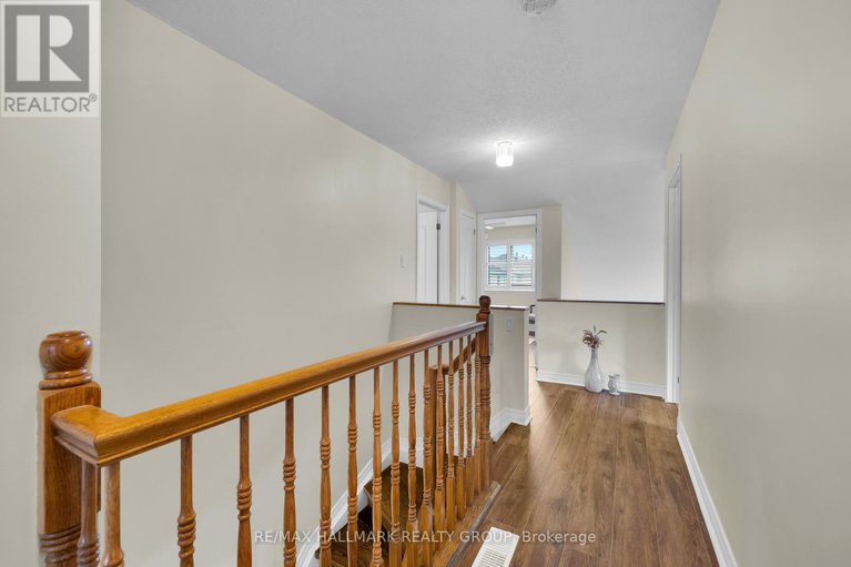 28492504/1924-lobelia-way/springridgeeast-village/ottawa/ontario/K4A4R1_29