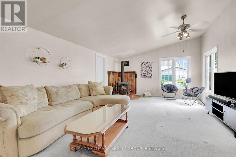 28544357/4240-carp-road/huntley-ward-north-east/ottawa/ontario/K0A1L0_15