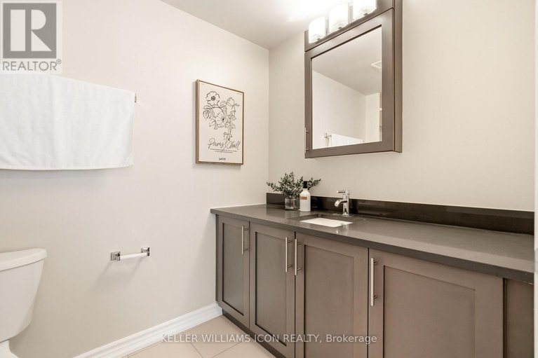 29504895/1301-195-besserer-street/sandy-hill/ottawa/ontario/K1N0B6_26