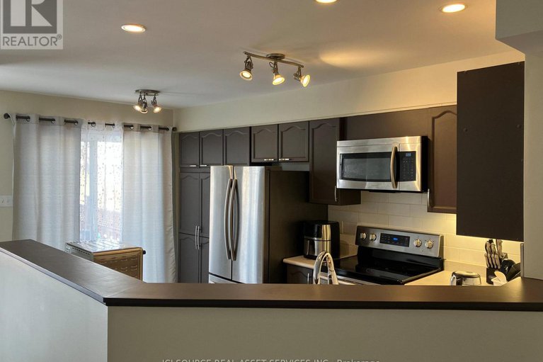 29406144/1493-lynx-crescent/fallingbrookpineridge/ottawa/ontario/K4A3Y9_8