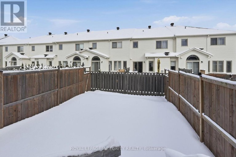 29474235/88-chevron-place/mer-bleuebradley-estatesanderson-park/ottawa/ontario/K1W0L6_33