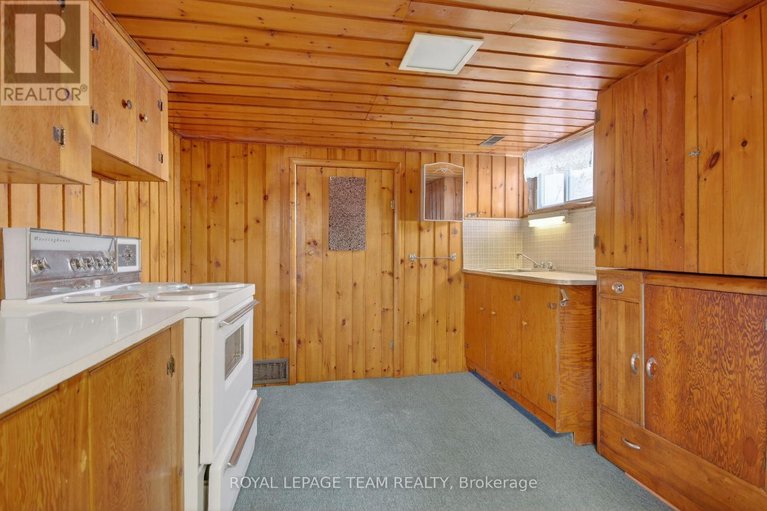 29596243/591-churchill-avenue-n/westborohampton-park/ottawa/ontario/K1Z5E6_38