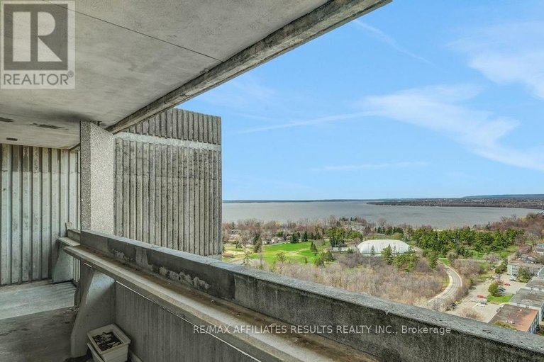 29670828/2110-415-greenview-avenue/britannia/ottawa/ontario/K2B8G5_29