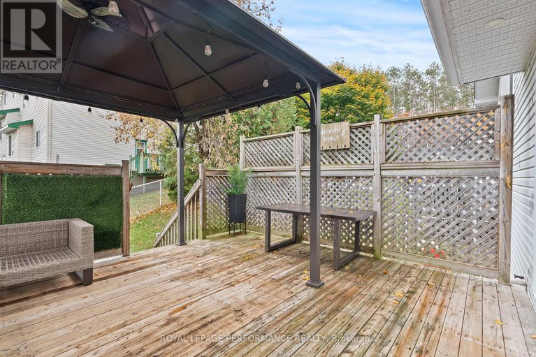 29018584/699-payer-street/town-of-rockland/clarence-rockland/ontario/K4K1N3_45
