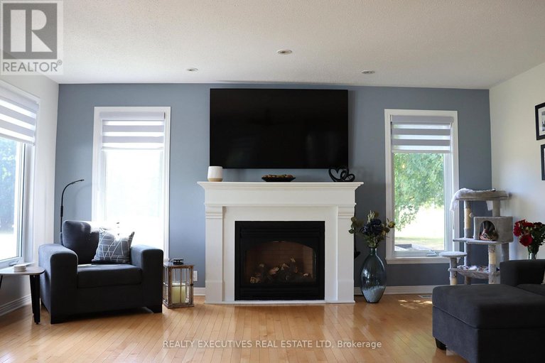 28771764/11908-toyeshill-road/south-dundas-matilda-twp/south-dundas/ontario/K0C2H0_19