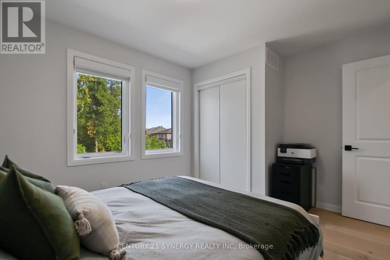28715652/2104-caltra-crescent/half-moon-bay/ottawa/ontario/K2J6V4_33