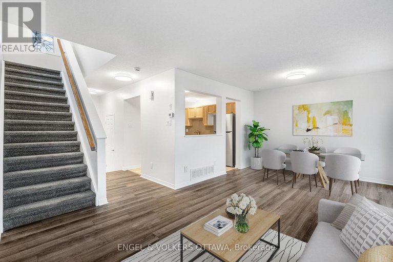 29123797/1626-trenholm-lane/fallingbrookpineridge/ottawa/ontario/K4A4B6_9