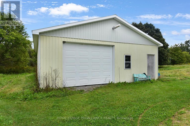 28034661/4825-mccully-road/augusta-twp/augusta/ontario/K0E1T0_24