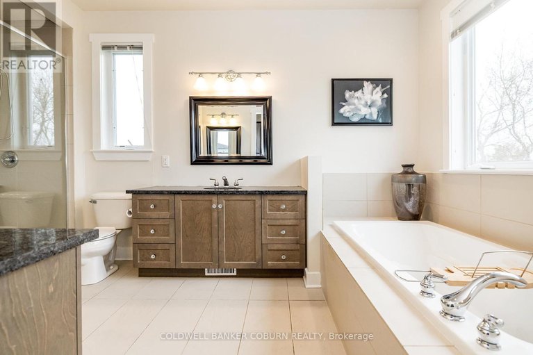 28998617/270-west-lake-circle/huntley-ward-south-east/ottawa/ontario/K0A1L0_32