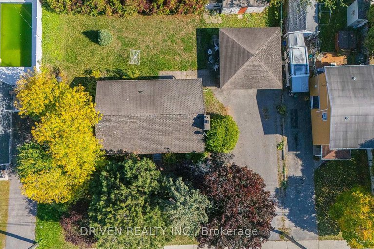 28997578/2175-st-laurent-boulevard/hawthorne-meadows/ottawa/ontario/K1G1A8_3