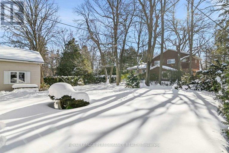 29341619/364-cunningham-avenue/alta-vistafaircrest-heights/ottawa/ontario/K1H6B4_23