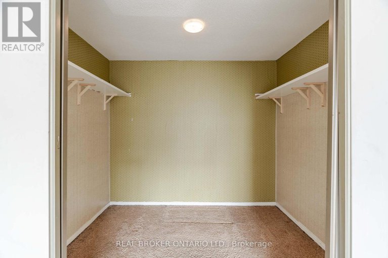 28808576/1402-151-bay-street/ottawa-centre/ottawa/ontario/K1R7T2_22