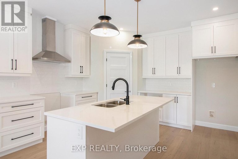 29596739/773-lacroix-road/clarencerockland-twp/clarence-rockland/ontario/K0A2A0_10