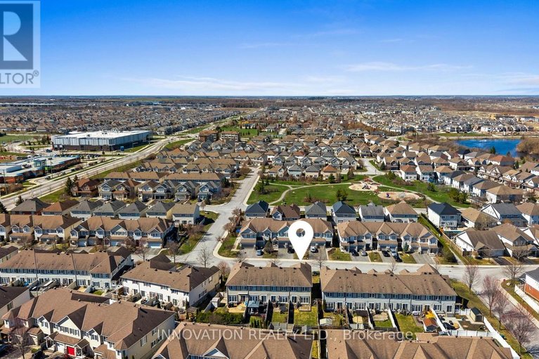 29645118/2647-half-moon-bay-road/stonebridge/ottawa/ontario/K2J0Z6_35