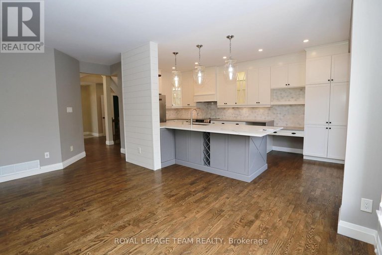 28738556/78-friendly-crescent/stittsville-south/ottawa/ontario/K2S2B5_12