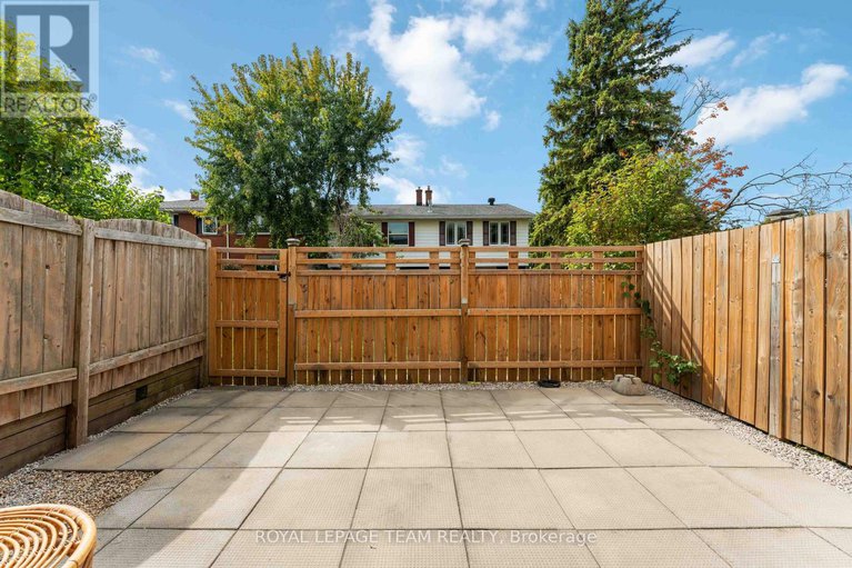 28889686/2664-draper-avenue/redwood-park/ottawa/ontario/K2H6Z9_30