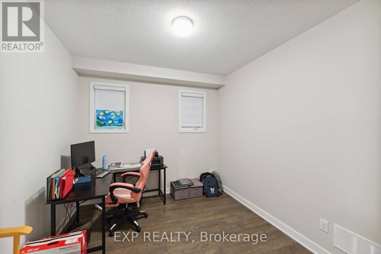 27724869/1053-showman-street-s/ottawa/ontario/K0A2Z0_9
