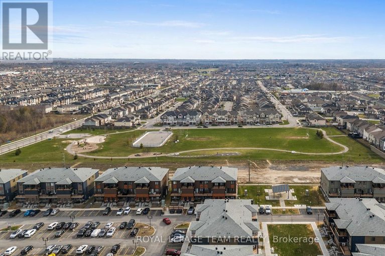 29651652/722-parnian-private/half-moon-bay/ottawa/ontario/K2J4H7_40