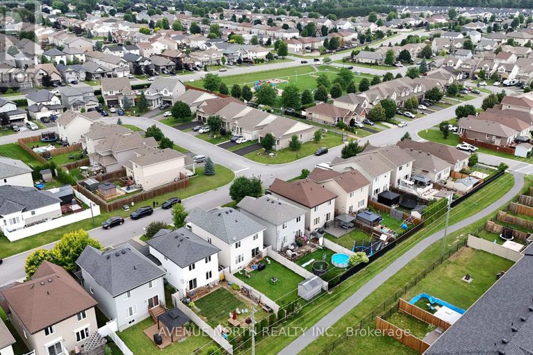 28753449/309-mercury-street/clarencerockland-twp/clarence-rockland/ontario/K4K0G6_40